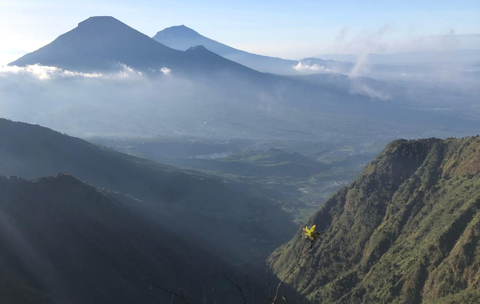 Foto diambil di gunung Bismo, Kab. Wonosobo, Jawa Tengah. (Dok. Adinda Sekar).