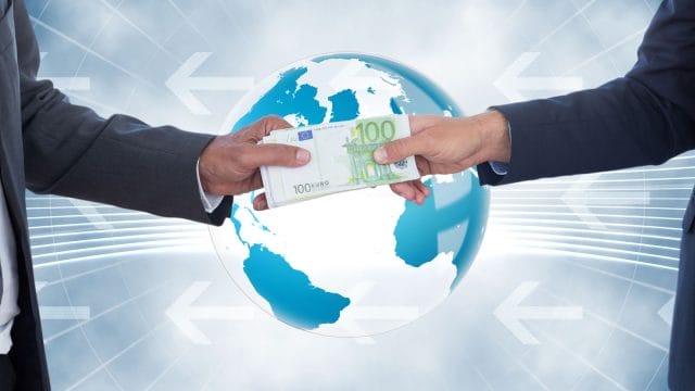 Ilustrasi transfer valas dengan DSS Remittance