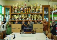 Telkom Witel Priangan Timur kunjungi SMK Patriot IV Ciawigebang sebagai bagian dari program SRC di bidang pendidikan