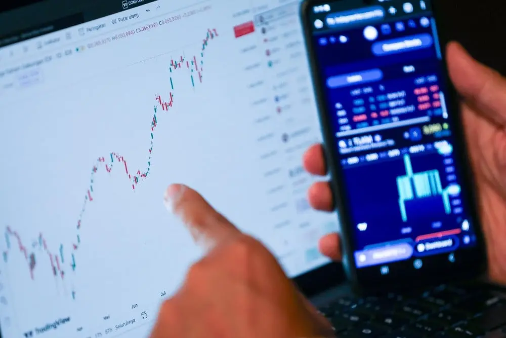 7 Saham Pendorong IHSG ke Rekor Baru 2025