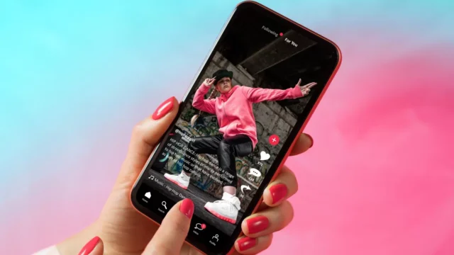 15 Cara Agar Video TikTok Masuk FYP dengan Cepat dan Mudah