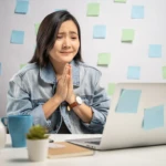 Apa Itu Late Reply? Arti, Penyebab, dan Cara Menghadapinya dengan Profesional