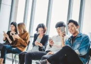 100 Bahasa Gaul Paling Sering Dipakai di Media Sosial, Lengkap dengan Artinya