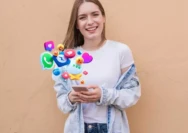 Arti Delulu: Makna, Asal Usul, dan Cara Menggunakannya dalam Kehidupan Sehari-Hari