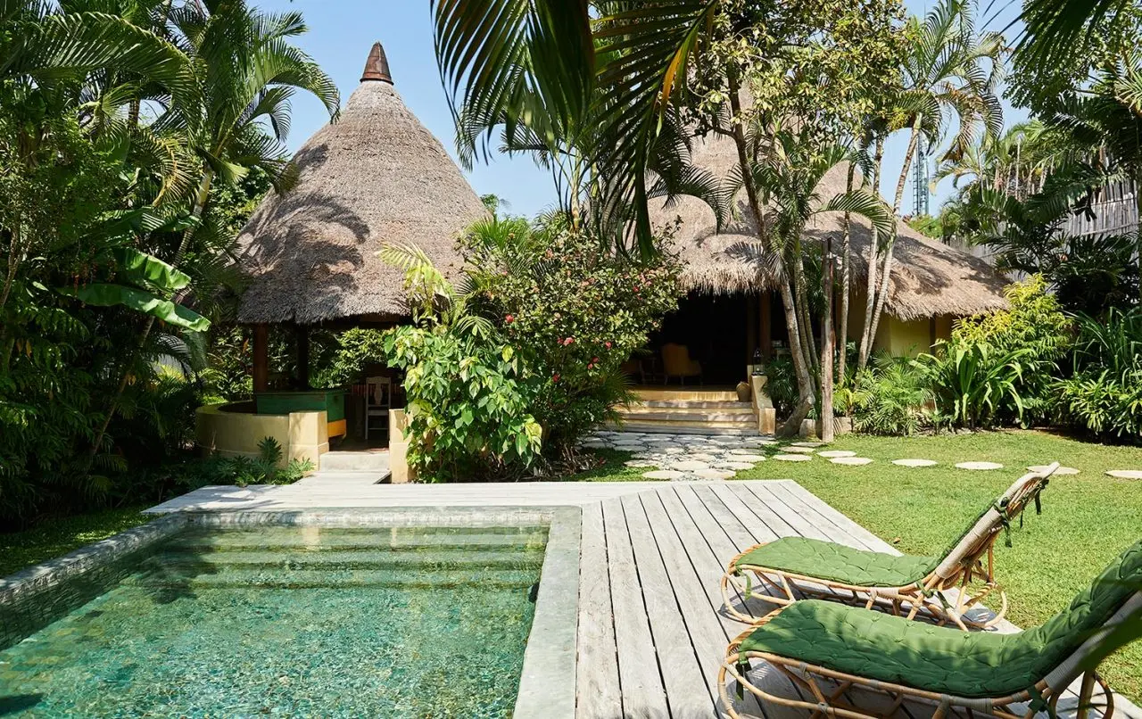 theislandhouses.com, Luxury Private Villa Stay for Intimate Celebrations and Romantic Getaways