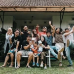 6 Prompt AI Gemini untuk Studio Foto Keluarga Elegan dan Estetik