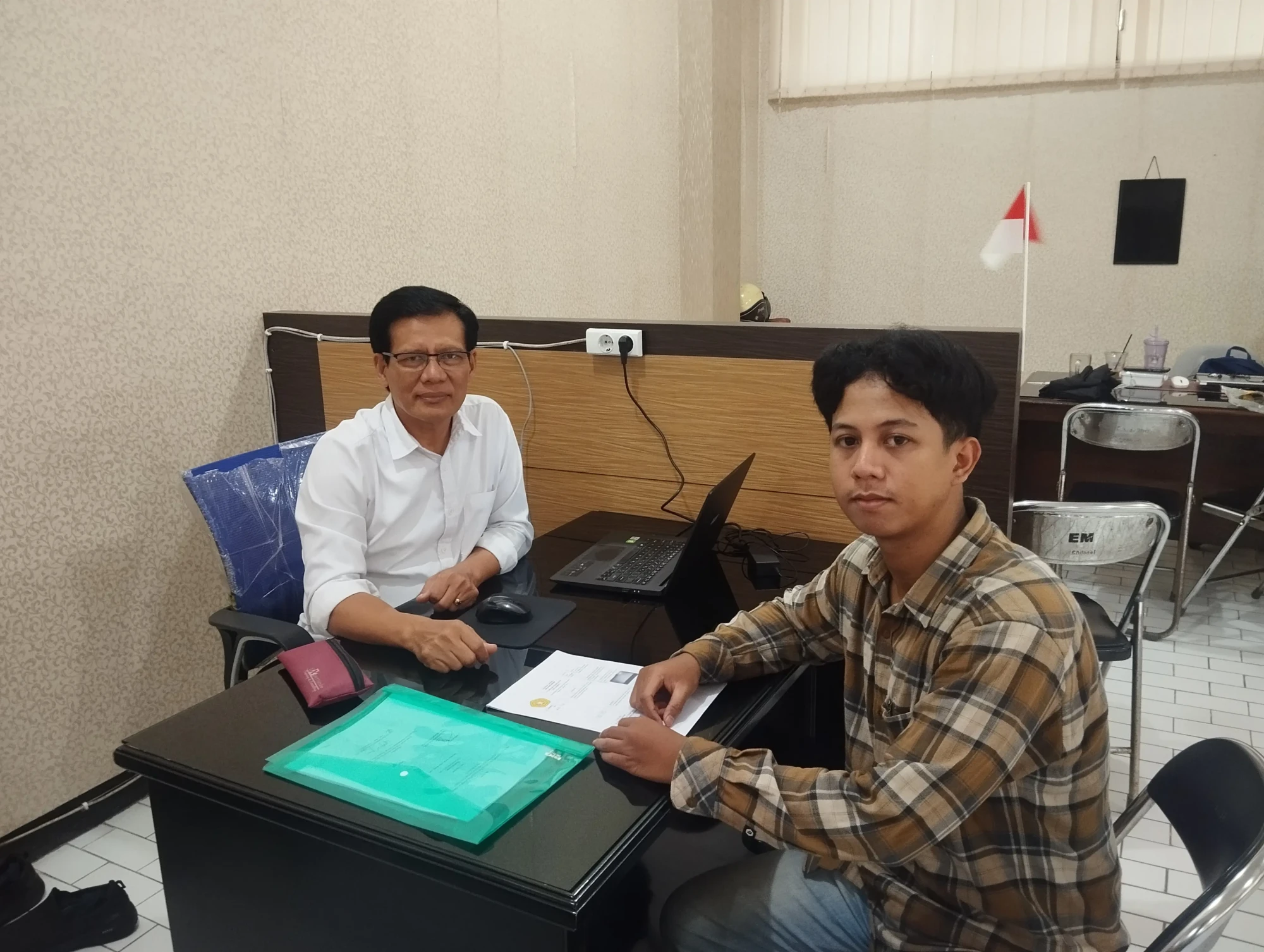 Mahasiswa UPN Veteran Jatim Perkuat Branding Digital Trustmedis Lewat Produksi Konten Kreatif