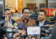 Ridwan Kamil Bantah Rumor Arkana Anak Biologisnya dengan Aura Kasih
